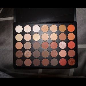MORPHE 35O Eyeshadow Palette